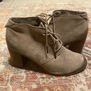 TOMS heeled lace up booties 9